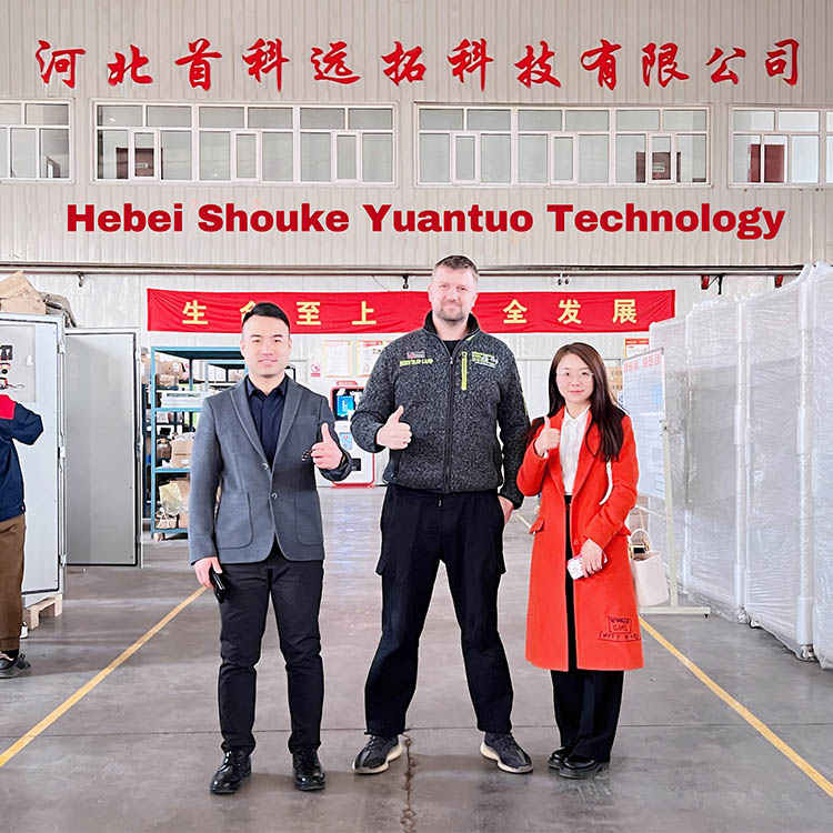 Los clientes rusos vienen a visitar Hebei Shouke Yuantuo Technology